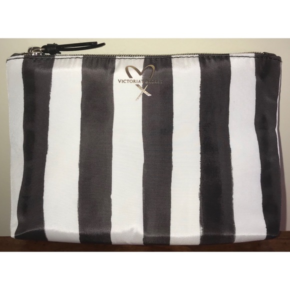 🆕 Victoria’s Secret 2pc Striped Cosmetic Bag Set - Picture 3 of 7